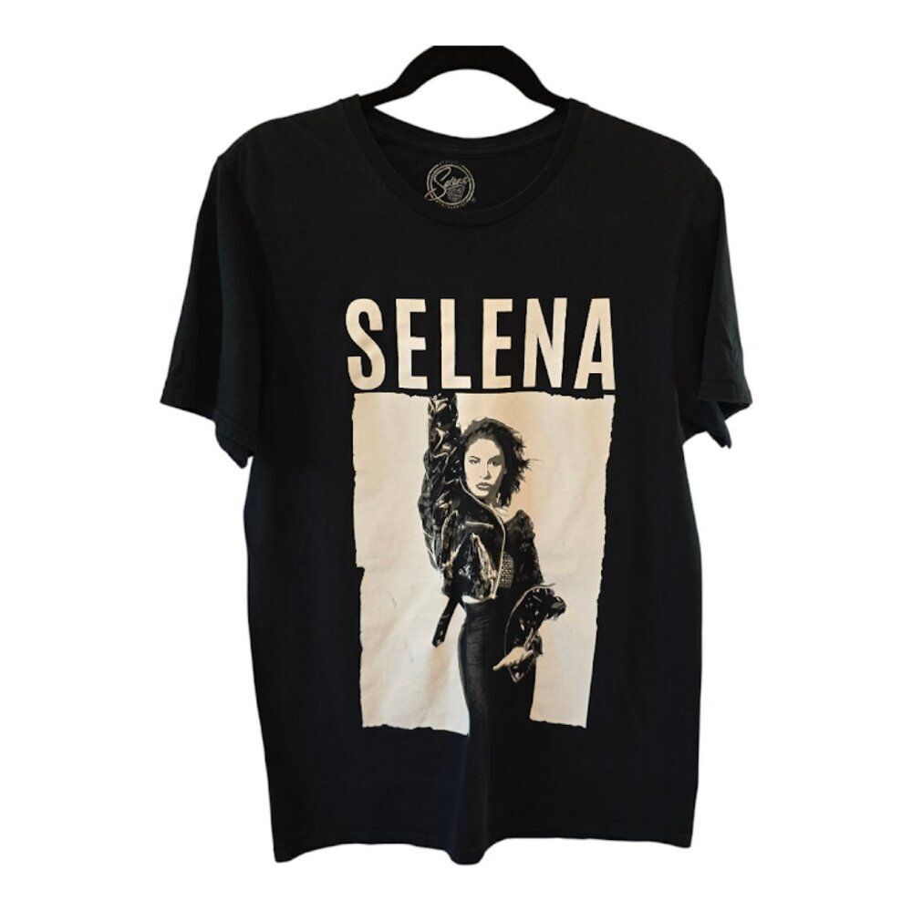 SELENA OFFICIAL TSHIRT SIZE MEDIUM BLACK WHITE 100% COTTON SHORT SLEEVE CASUAL